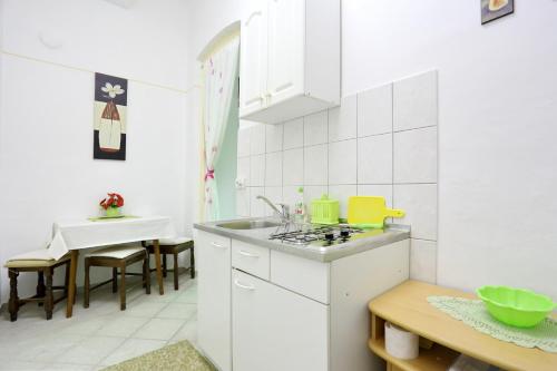 Apartment City Center Dragica - image 5