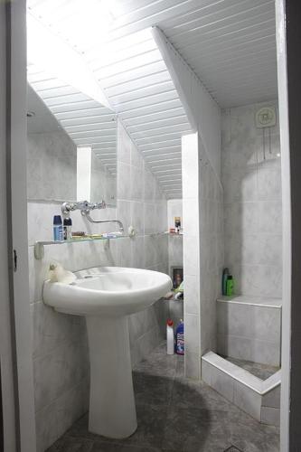 Bathroom, Sun Guest House in Kutaisi