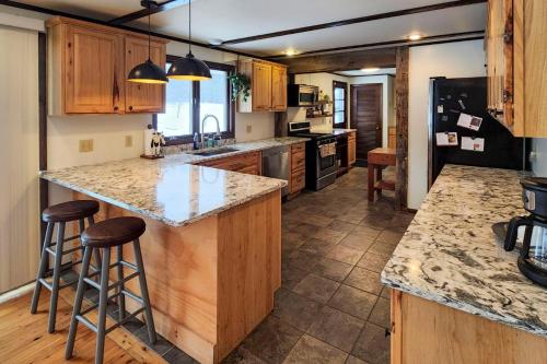 Burlington Flats House < 13 Mi to Cooperstown! in Utica (New York)
