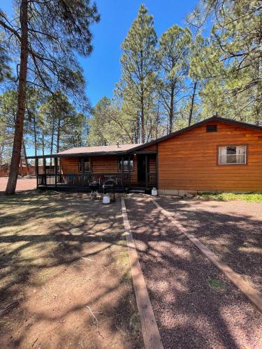 Ponderosa Cabin - Two Bedroom