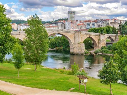 Belvilla by OYO Villa Trabazos Abellas in Ourense