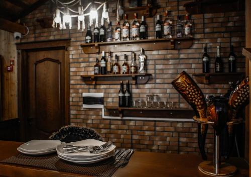 EMEG Hotel and Restaurant – Batumi, IL