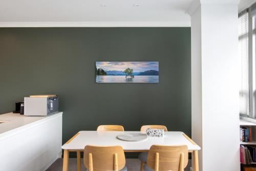 Coastal Crib - Napier Holiday Apartment