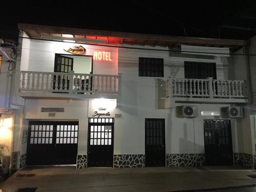 . Hotel Buganvilla