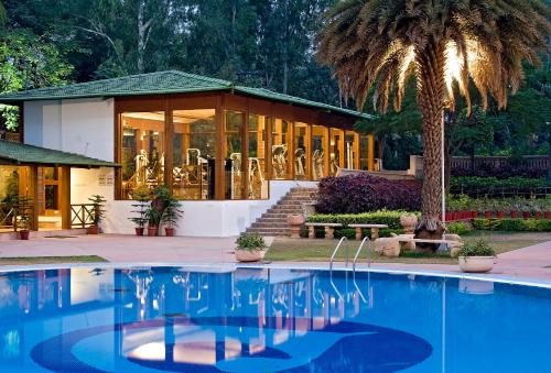 مسبح, كلاركس أمير (Clarks Amer) in جايبور