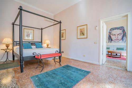 Ca' Grassi 2 Apartment in San Marco with Balcony, Benátky (fotografie 9)