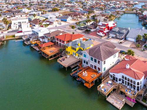 Prismatic Padre Island Escape on Canal Front! in Padre Island, USA