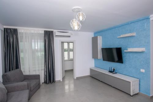 C&Y Marco Apartments