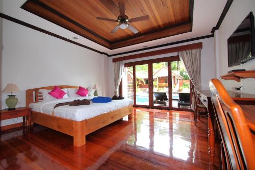 Blue Diamond Resort near Jansom Öböl