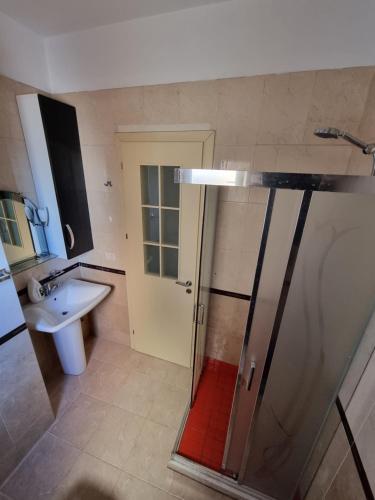 MoonShine Apartament, Tirana (photo 10)