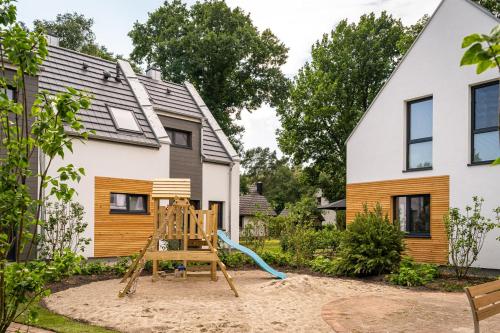 Vista exterior, Haus Strandflieder - Kamin, Sauna & Terrasse in Zingst