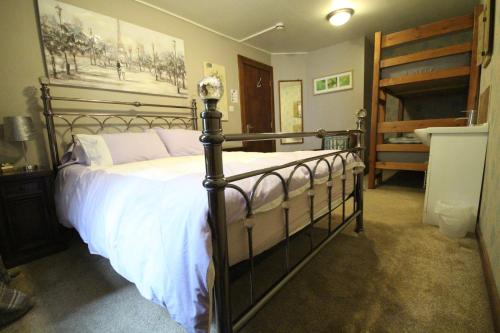 Lledr House Hostel - image 6