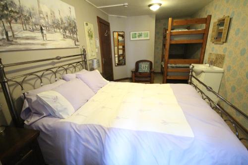 Lledr House Hostel - image 10