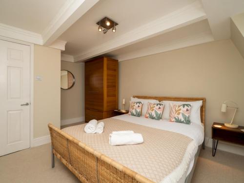 Spacious 3 bed apartment in prime central location - Pass the Keys, Bath (foto 6)
