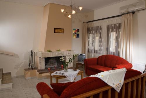 Two Bedroom Apartment with Partial Sea View - Split Level image 2