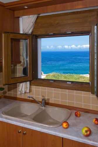 Two Bedroom Apartment with Partial Sea View - Split Level image 9