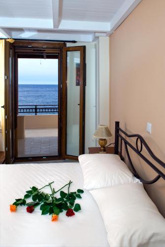 Two Bedroom Apartment with Sea View - Split Level image 10
