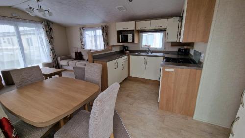 A Holiday Near The Sea - Surf Retreat