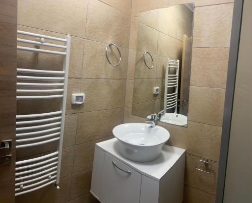 Hotel Alis – Eforie Nord, CA
