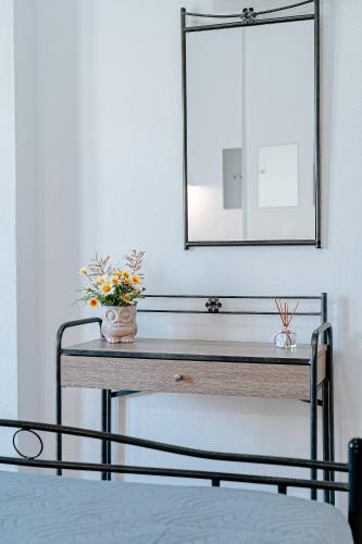 Marousi Rooms 3