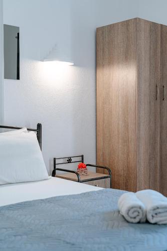 Marousi Rooms - image 6