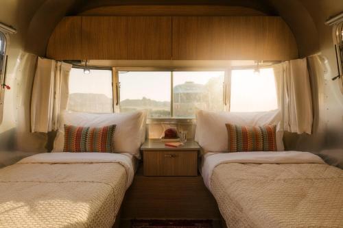 Caravan AlUla by Our Habitas Room Type - Oasis Caravan, Twin
