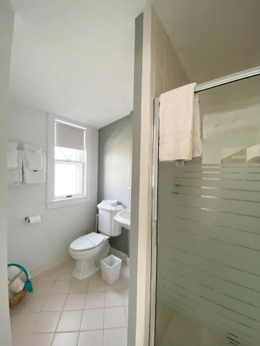 By The Sea Guests Bed & Breakfast and Suites By The Sea Guests Bed & Breakfast and Suites