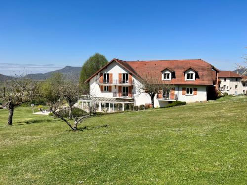 Hôtel les Bergeronnettes - Hotel - Champagneux