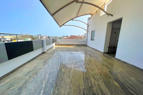 parveke/terassi, The K11 Express in Chennai