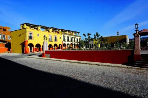 "San Miguelito" El oasis urbano que necesitas para descansar! pool, gym, tenis