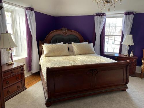 Seabank House Bed and Breakfast The Royal Pictou