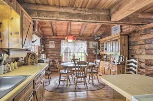 Quaint and Quiet Belleview Cabin on 35 Acres! in Ocklawaha