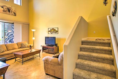 Gold Canyon Townhome with Golf Course View!