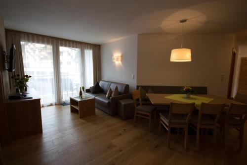 Berglife Appartements - image 6