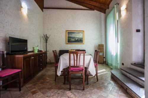 One-Bedroom Apartment (2 - 4 Adults) image 10