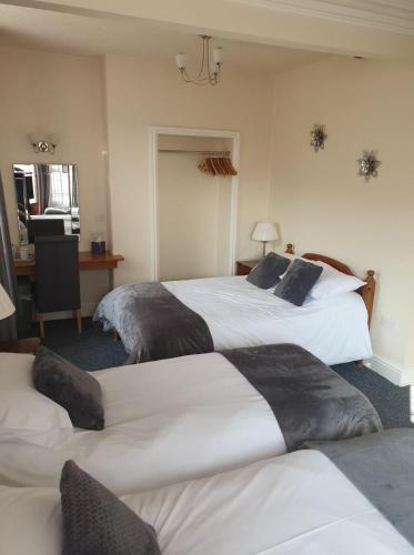 Hawthorn House - image 3