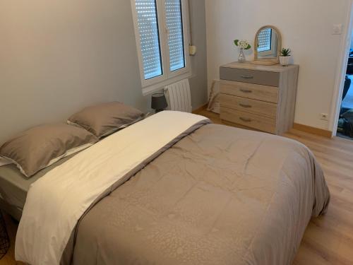 1 double bed, 1 sofa bed