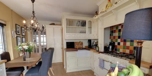 Cosy, dog friendly house on the fringe of the Brecon Beacons