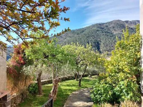 Skats, Casa Rural Mi Balconcito in Huetre