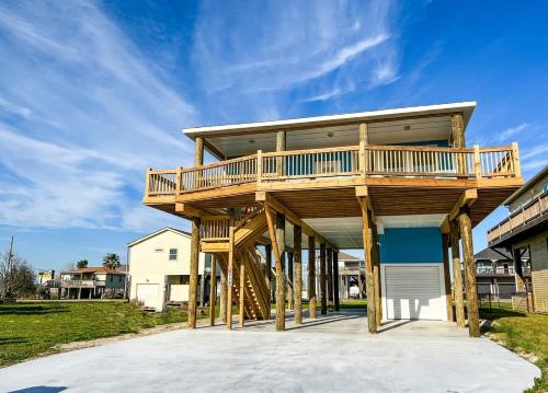 Crystal Blue home in Crystal Beach, USA