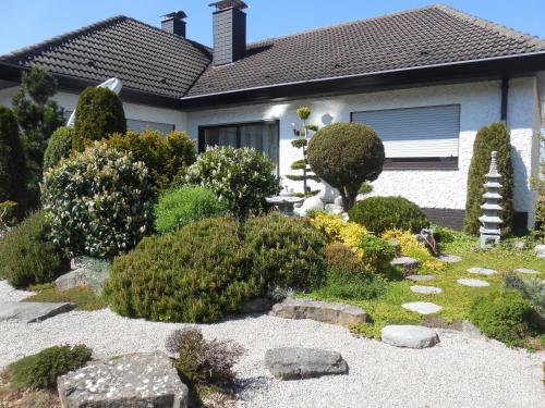 Garden, Ferienwohnung mit JAPANGARTEN in Karlstadt
