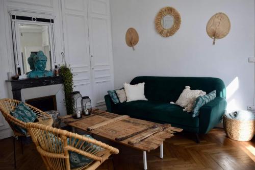 Agréable maison de maître jusqu'à 12 personnes gîte à louer Lillebonne