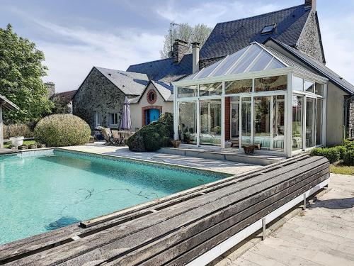 Gîte de charme "La Maison Saint-Leonard" avec piscine, SPA, vue sur le Mont Saint-Michel