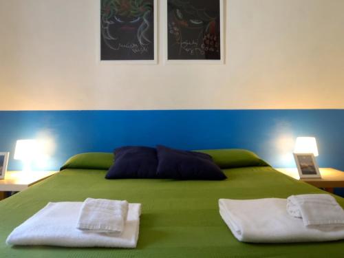 Gianluca's Room - image 9