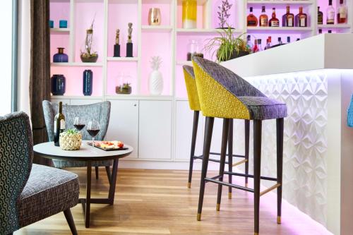 Best Western Plus Hôtel Carlton ★★★★