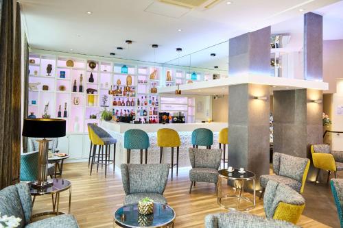 Best Western Plus Hôtel Carlton ★★★★
