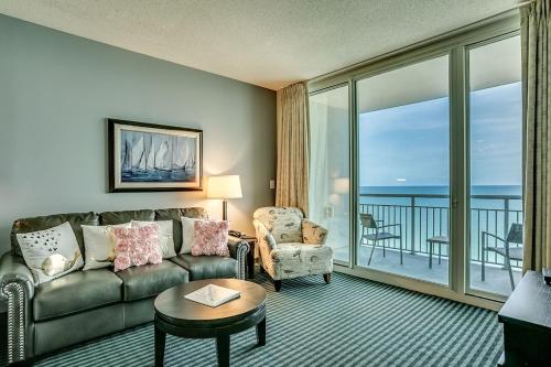 Fabulous Ocean Front Penthouse Condo, OO Resort, 21st Fl secondary