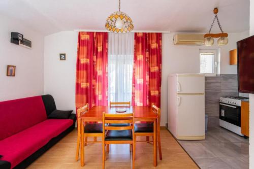 Apartments with a parking space Bibinje Zadar - 14773 - image 6