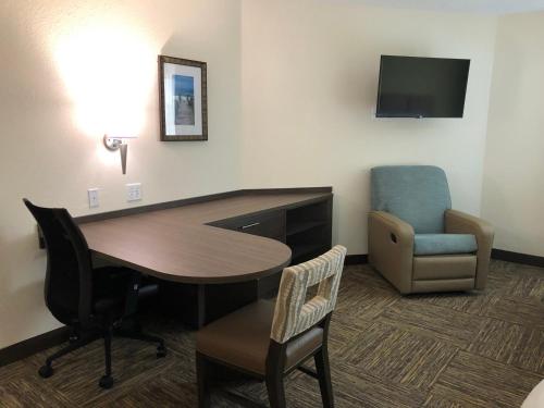Candlewood Suites - Panama City Beach Pier Park an IHG Hotel - image 12