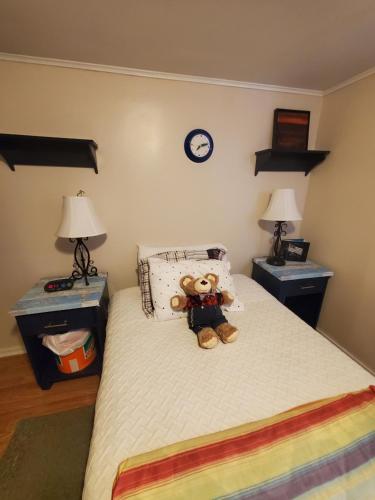 Room in Apartment - Plaid Room 3min From Yale Univ